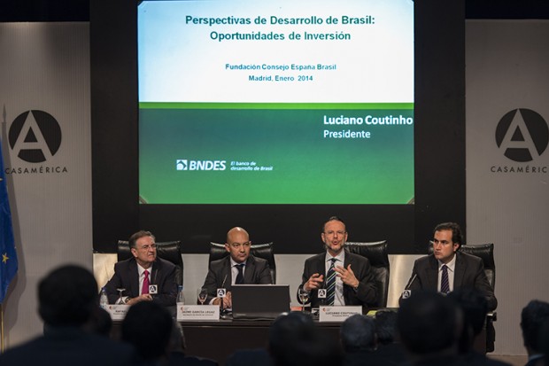 El presidente del BNDES analiza la economía brasileña en Madrid