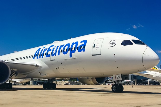 Air Europa volará en diciembre de Madrid a Recife