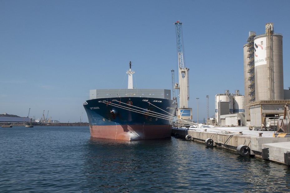 Gran operativa del Puerto de Cartagena con destino Brasil
