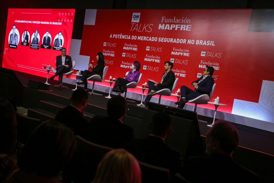 Fundación Mapfre y CNN Talks analizan el sector asegurador en Brasil