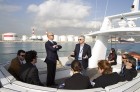Manuel Galán, jefe de promoción de la Comunidad Portuaria de Barcelona, acompañó a los Líderes durante la visita